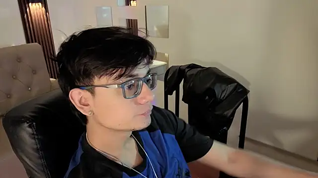 davoxer online show from April 23, 4:03 am