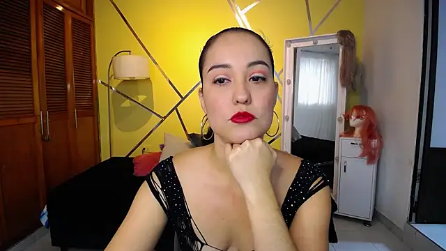 Snapshot of shirleyrojas chatting on September 20, 12:28 pm shirleyrojas online show from September 20, 12:28 pm