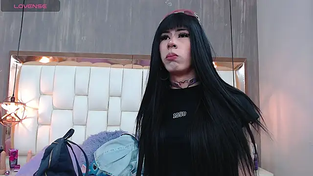 Snapshot of Foxxy_Doll chatting on September 18, 2:52 pm Foxxy Doll online show from September 18, 2:52 pm