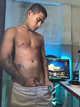 Snapshot of Novindot23cm chatting on November 27, 5:37 pm Novindot23cm online show from November 27, 5:37 pm