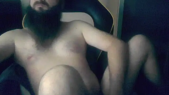 Snapshot of LondonMan1988 chatting on October 22, 7:08 am LondonMan1988 online show from October 22, 7:08 am