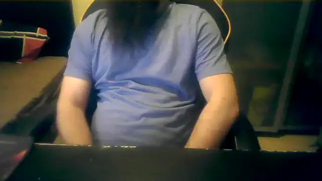 LondonMan1988 online show from April 14, 3:45 am