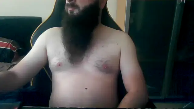 Snapshot of LondonMan1988 chatting on May 22, 7:15 am LondonMan1988 online show from May 22, 7:15 am