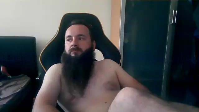 Snapshot of LondonMan1988 chatting on May 23, 5:39 pm LondonMan1988 online show from May 23, 5:39 pm
