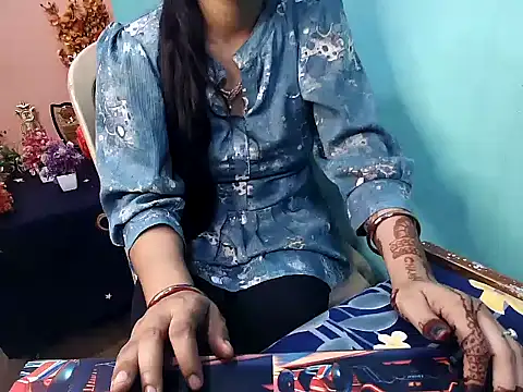 Snapshot of RIYA_SOOD chatting on September 10, 6:57 am RIYA SOOD online show from September 10, 6:57 am
