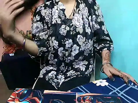 Snapshot of RIYA_SOOD chatting on September 12, 5:29 am RIYA SOOD online show from September 12, 5:29 am