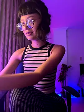 Snapshot of wildflower_sex chatting on October 9, 4:54 am wildflower sex online show from October 9, 4:54 am