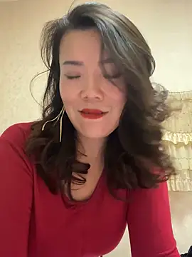 anna yngs online show from November 3, 11:33 am