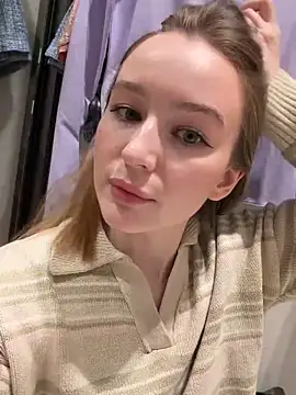 Snapshot of Mary_Sensory chatting on April 12, 9:03 am Mary Sensory online show from April 12, 9:03 am