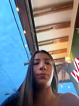 -juicy  online show from November 16, 10:37 pm