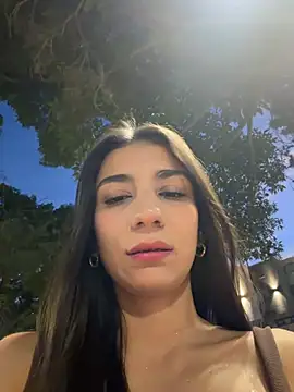 -juicy  online show from July 28, 11:37 pm