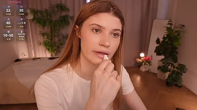 Snapshot of Angell_Wild chatting on June 11, 3:43 pm Angell Wild online show from June 11, 3:43 pm