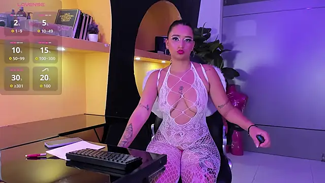 Bela Jones online show from November 9, 4:11 am