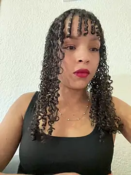 Yasmin777  online show from February 24, 9:24 pm