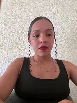 Snapshot of Yasmin777_ chatting on April 25, 9:01 pm Yasmin777 online show from April 25, 9:01 pm