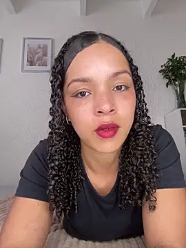 Snapshot of Yasmin777_ chatting on May 20, 6:36 pm Yasmin777 online show from May 20, 6:36 pm