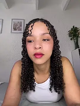 Snapshot of Yasmin777_ chatting on June 6, 5:06 pm Yasmin777 online show from June 6, 5:06 pm