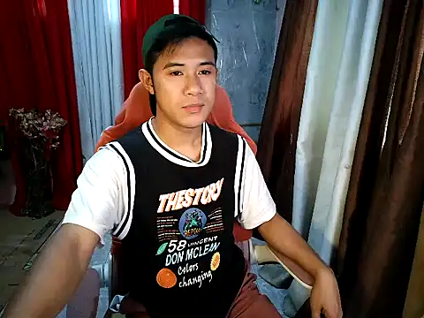 Snapshot of urboy_cass chatting on September 22, 2:46 am urboy cass online show from September 22, 2:46 am