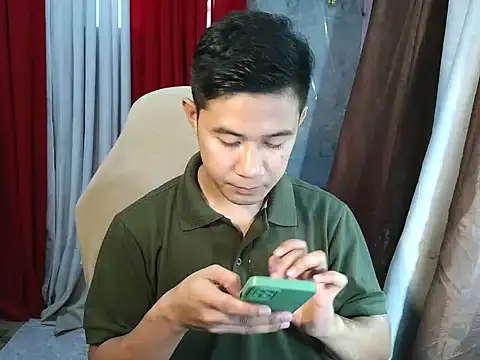 Snapshot of urboy_cass chatting on October 9, 6:00 am urboy cass online show from October 9, 6:00 am