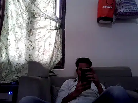 urdreamman online show from April 6, 5:41 am