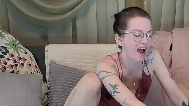 kohlbird online show from February 11, 5:45 am