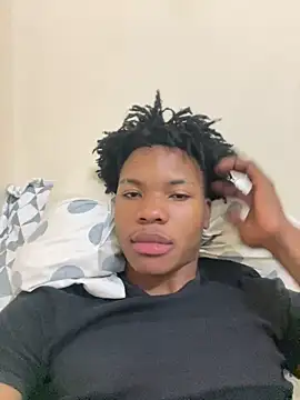 Snapshot of eunegrao chatting on October 15, 2:44 am eunegrao online show from October 15, 2:44 am