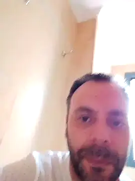 Snapshot of manchego85 chatting on October 8, 4:37 pm manchego85 online show from October 8, 4:37 pm