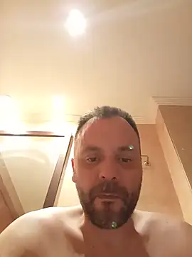 Snapshot of manchego85 chatting on June 2, 11:18 pm manchego85 online show from June 2, 11:18 pm