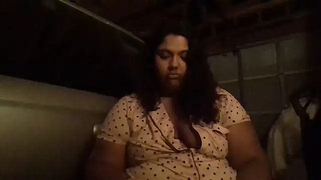 Snapshot of 1n0nlythroat chatting on November 9, 11:19 am 1n0nlythroat online show from November 9, 11:19 am