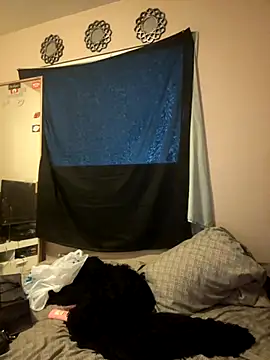 Snapshot of 1n0nlythroat chatting on November 20, 12:44 am 1n0nlythroat online show from November 20, 12:44 am