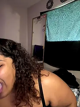 Snapshot of 1n0nlythroat chatting on November 29, 9:18 pm 1n0nlythroat online show from November 29, 9:18 pm