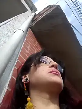  Alaskamisa online show from April 6, 9:16 pm