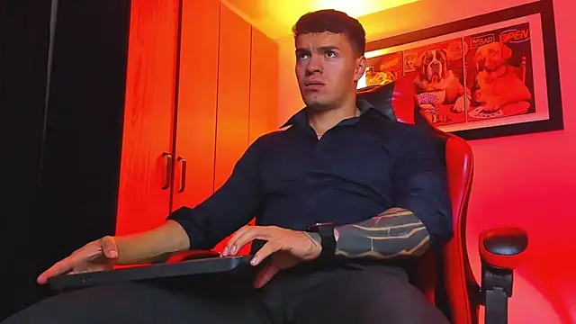 ALPHA DOMINUS  online show from December 1, 3:44 am