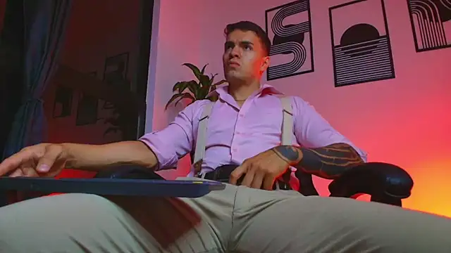 ALPHA DOMINUS  online show from April 21, 3:46 am