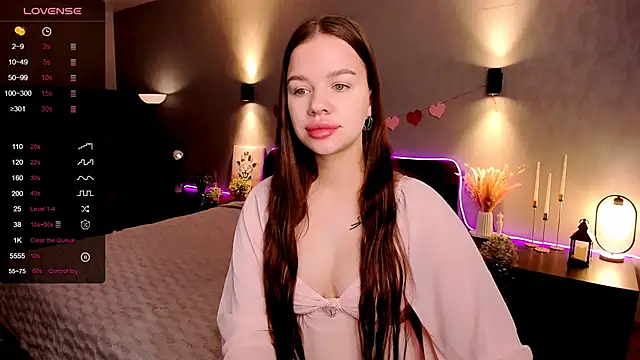 marydreams  online show from February 17, 8:22 am