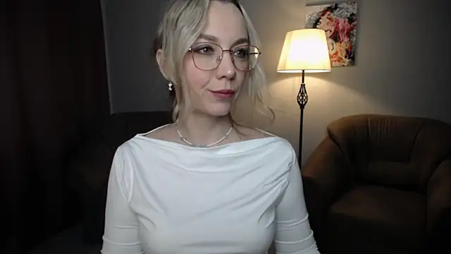 Ava Elior online show from April 7, 11:32 am