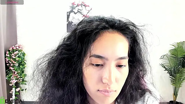 FlirtyAura online show from October 27, 7:01 am