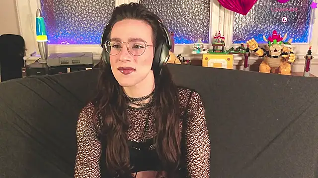 Zesty Peach online show from March 4, 12:27 am