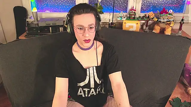 Zesty Peach online show from March 12, 1:01 am