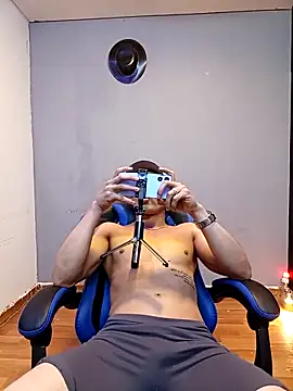 jhonny thes28 online show from February 18, 3:02 am