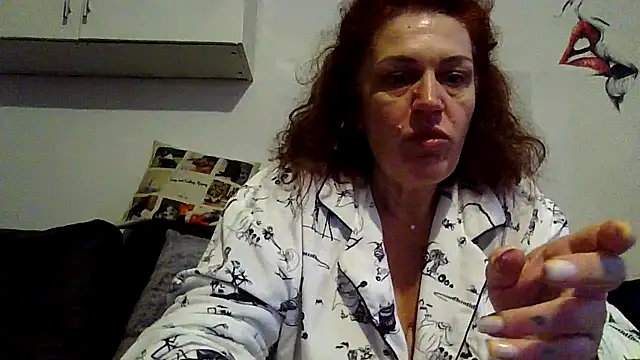 RubyyRosee online show from April 17, 5:43 am