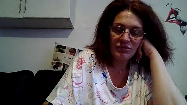 Snapshot of RubyyRosee chatting on May 3, 9:48 am RubyyRosee online show from May 3, 9:48 am