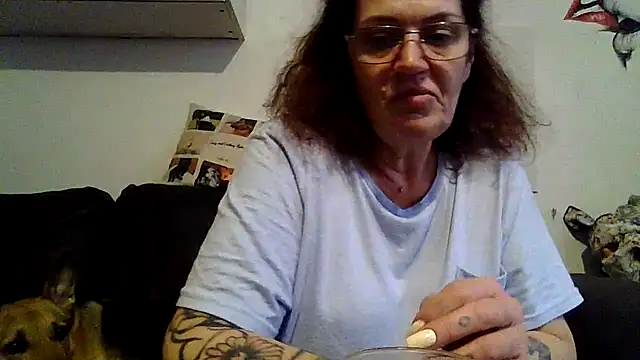Snapshot of RubyyRosee chatting on May 16, 5:37 am RubyyRosee online show from May 16, 5:37 am