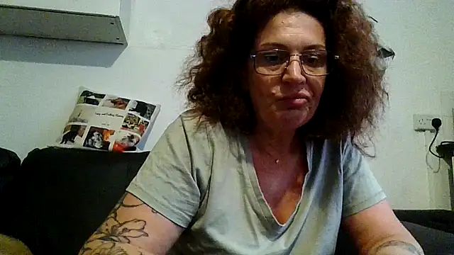 Snapshot of RubyyRosee chatting on May 27, 5:15 am RubyyRosee online show from May 27, 5:15 am
