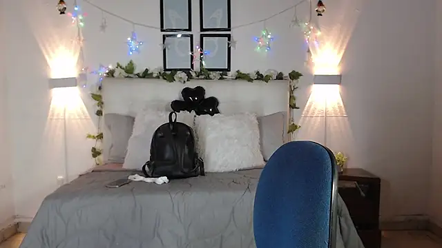 Megan 05  online show from March 22, 7:06 pm