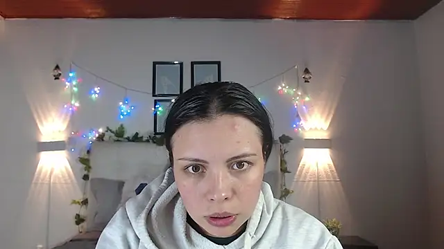 Megan 05  online show from April 9, 7:08 pm