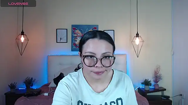 Megan 05  online show from June 9, 7:03 pm