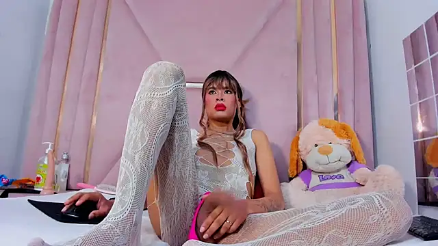 Snapshot of jazmin_waked chatting on October 18, 3:09 am jazmin waked online show from October 18, 3:09 am