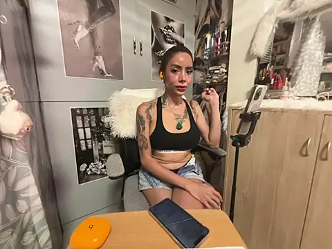 EvianaEvans online show from March 4, 11:27 am