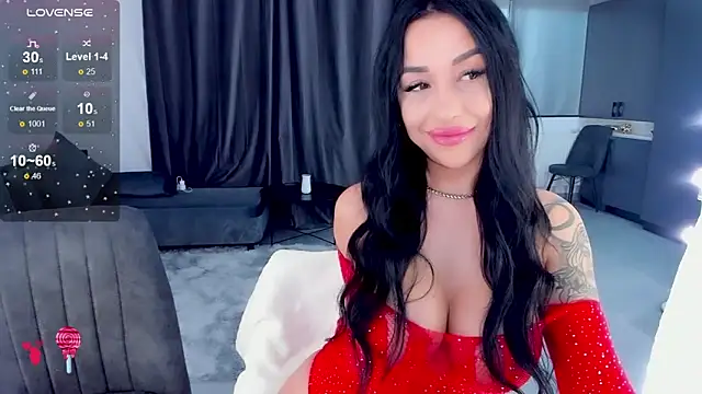 Snapshot of oh_julya chatting on December 24, 9:22 pm oh julya online show from December 24, 9:22 pm